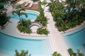 Stunning PH Studio withPrivate Plunge Pool Terrace and Balcony WiFi Electric Bikes